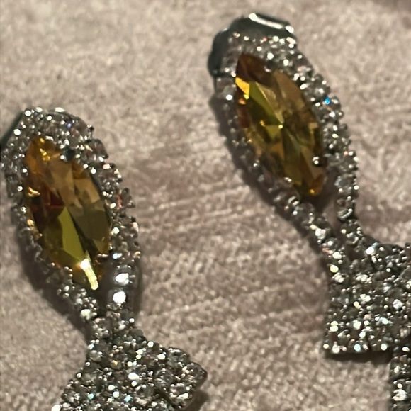 Yellow & White Austrian Crystal Earrings 3” long NWOTS - Picture 7 of 10